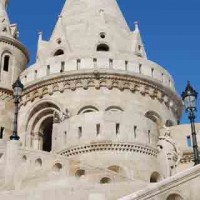 Budapest_Torre del Bastione dei Pescatori