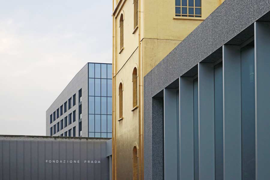 Fodazione-Prada_Milano_Lombardia_AdobeStock_381866179